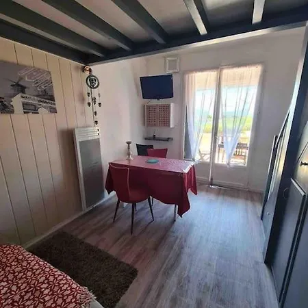 Maisonnette Pour 4 Pers Avec Vue Casa de Férias *